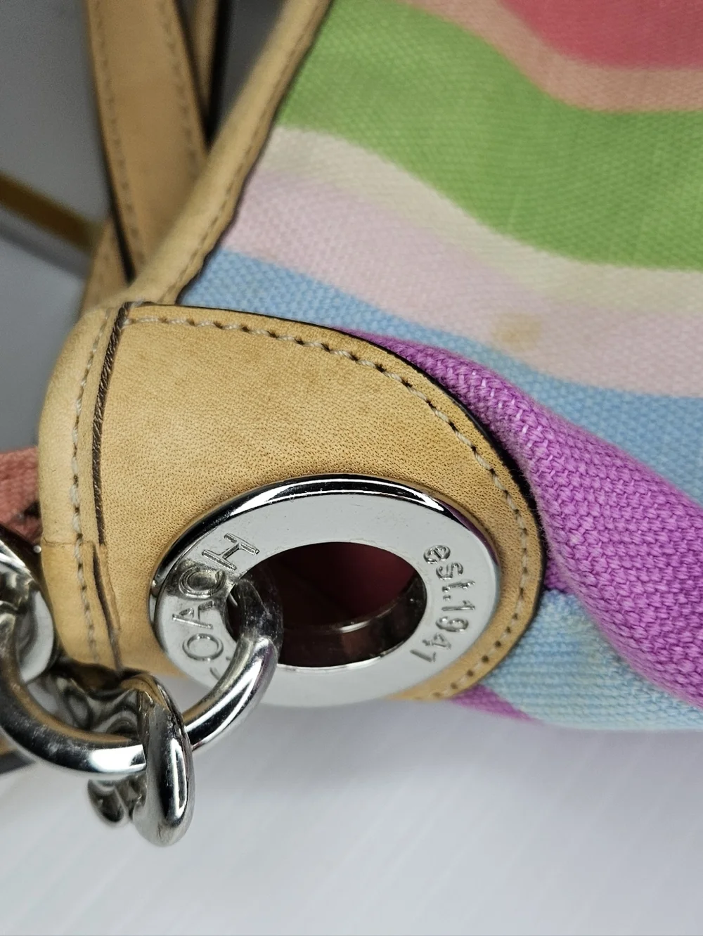 Vintage Y2K Coach Hamptons Legacy Stripe Rainbow Crossbody Shoulder Bag #19389 .